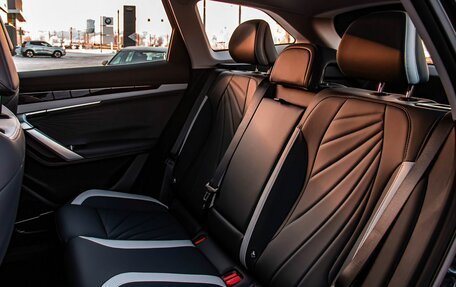 Geely Atlas, 2025 год, 3 723 381 рублей, 12 фотография