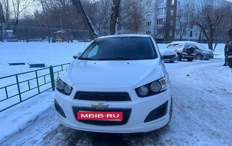 Chevrolet Aveo III, 2012 год, 650 000 рублей, 3 фотография