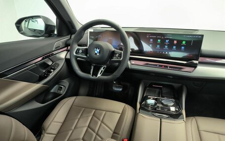 BMW 5 серия, 2025 год, 8 630 000 рублей, 12 фотография