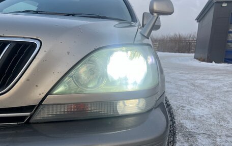 Toyota Harrier, 2002 год, 650 000 рублей, 9 фотография