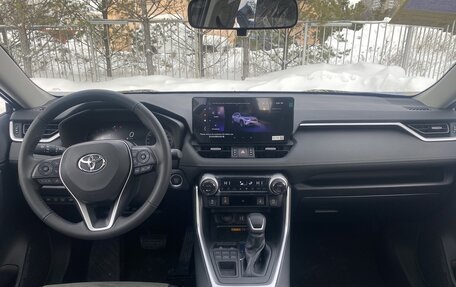 Toyota RAV4, 2025 год, 4 220 000 рублей, 9 фотография