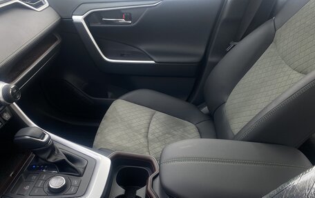 Toyota RAV4, 2025 год, 4 505 000 рублей, 18 фотография