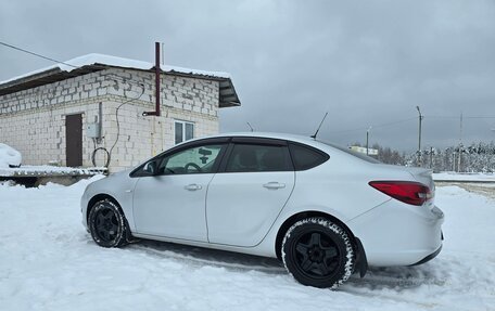 Opel Astra J, 2012 год, 740 000 рублей, 4 фотография