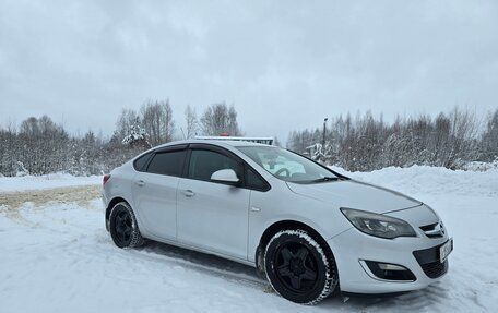 Opel Astra J, 2012 год, 740 000 рублей, 3 фотография
