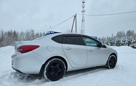 Opel Astra J, 2012 год, 740 000 рублей, 5 фотография