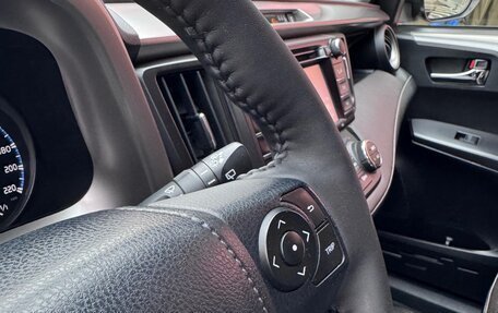 Toyota RAV4, 2016 год, 2 400 000 рублей, 15 фотография