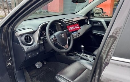 Toyota RAV4, 2016 год, 2 400 000 рублей, 11 фотография