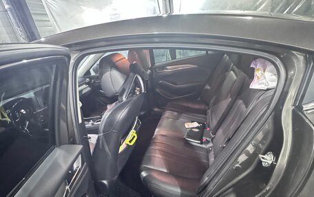 Mazda 6, 2018 год, 1 985 000 рублей, 3 фотография