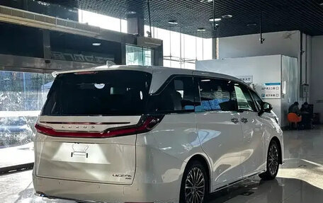 Lexus LM, 2024 год, 13 590 002 рублей, 4 фотография