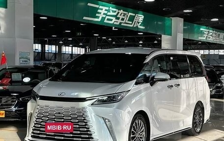 Lexus LM, 2024 год, 13 590 002 рублей, 19 фотография