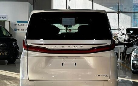 Lexus LM, 2024 год, 13 590 002 рублей, 31 фотография