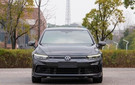 Volkswagen Golf VIII, 2023 год, 1 890 300 рублей, 2 фотография