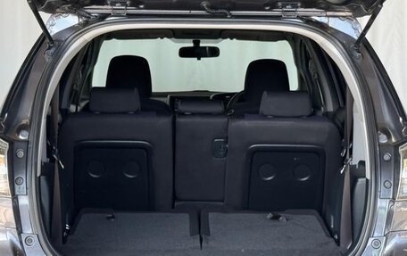 Toyota Wish II, 2017 год, 1 430 444 рублей, 28 фотография