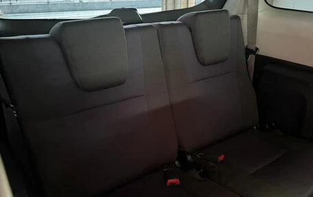 Toyota Wish II, 2017 год, 1 430 444 рублей, 26 фотография