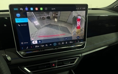 Volkswagen Tiguan, 2025 год, 5 120 000 рублей, 15 фотография