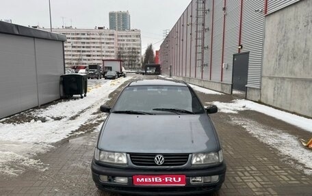 Volkswagen Passat B4, 1995 год, 135 000 рублей, 1 фотография