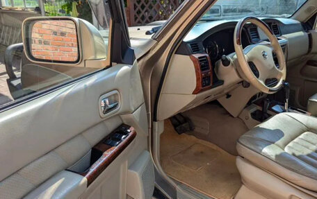 Nissan Patrol, 2007 год, 3 400 000 рублей, 23 фотография