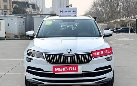 Skoda Karoq I, 2023 год, 1 970 000 рублей, 2 фотография