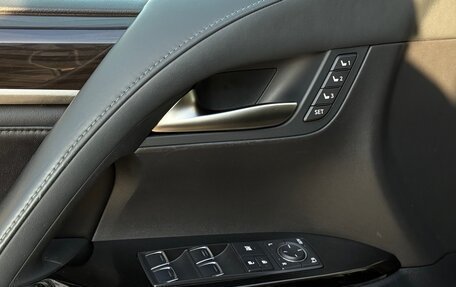 Lexus LX III, 2015 год, 5 499 999 рублей, 25 фотография