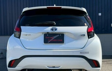 Toyota Aqua, 2023 год, 991 777 рублей, 7 фотография