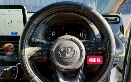 Toyota Aqua, 2023 год, 991 777 рублей, 8 фотография