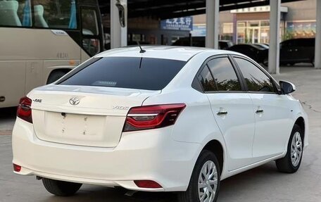 Toyota Vios III, 2022 год, 1 110 000 рублей, 6 фотография