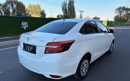 Toyota Vios III, 2022 год, 1 130 000 рублей, 6 фотография