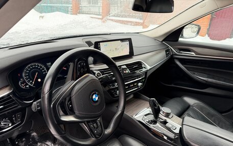 BMW 5 серия, 2018 год, 2 850 000 рублей, 15 фотография