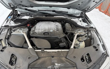 BMW 5 серия, 2018 год, 2 850 000 рублей, 11 фотография