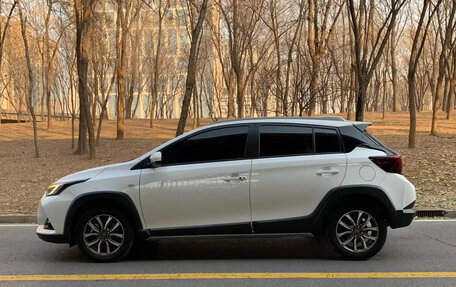 Toyota Yaris XP150 рестайлинг, 2021 год, 1 150 008 рублей, 3 фотография