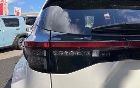 Toyota Yaris Cross, 2023 год, 1 500 444 рублей, 12 фотография