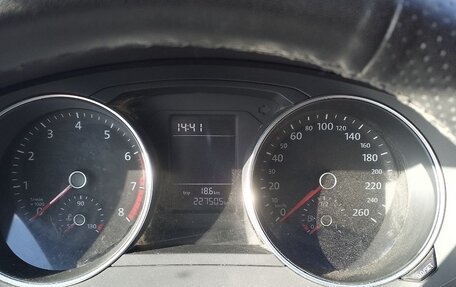 Volkswagen Jetta VI, 2015 год, 1 200 000 рублей, 9 фотография