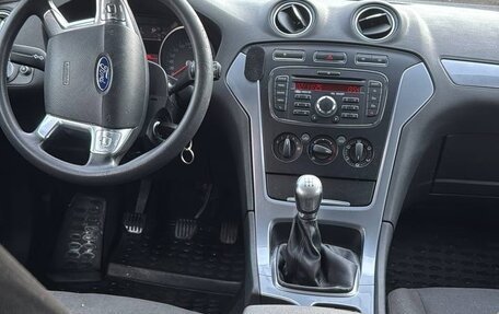 Ford Mondeo IV, 2012 год, 700 000 рублей, 3 фотография