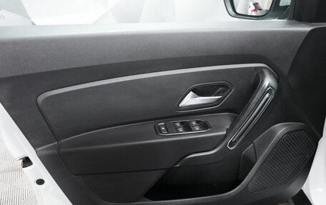 Renault Duster, 2022 год, 2 050 000 рублей, 16 фотография