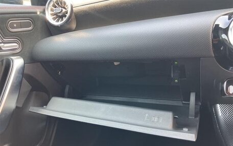 Mercedes-Benz CLA, 2021 год, 1 980 000 рублей, 31 фотография