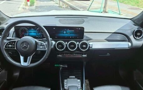 Mercedes-Benz GLB, 2021 год, 2 250 000 рублей, 9 фотография