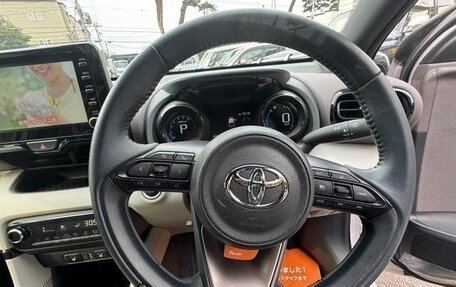 Toyota Yaris, 2021 год, 1 125 000 рублей, 8 фотография