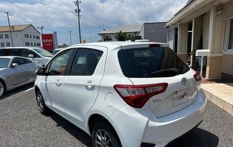 Toyota Vitz, 2019 год, 1 205 000 рублей, 6 фотография