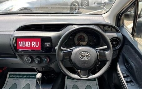 Toyota Vitz, 2019 год, 1 205 000 рублей, 9 фотография