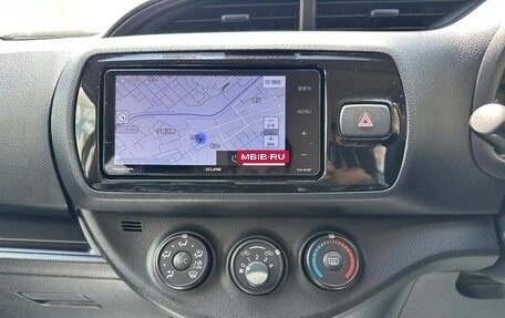 Toyota Vitz, 2019 год, 1 205 000 рублей, 11 фотография