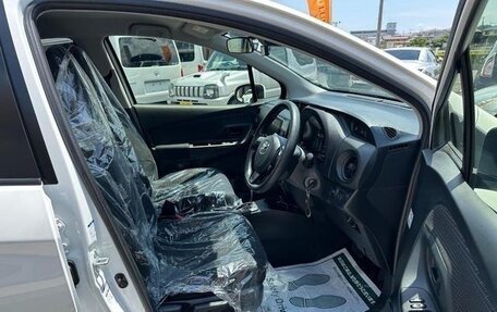 Toyota Vitz, 2019 год, 1 205 000 рублей, 20 фотография