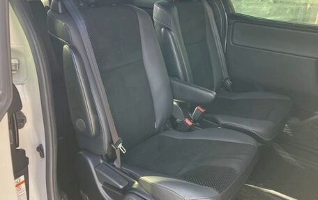 Toyota Voxy III, 2021 год, 2 295 000 рублей, 21 фотография