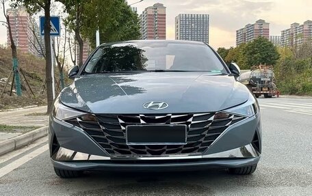 Hyundai Elantra, 2022 год, 1 210 000 рублей, 2 фотография