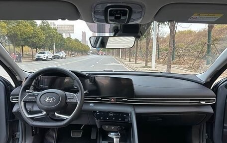 Hyundai Elantra, 2022 год, 1 210 000 рублей, 9 фотография