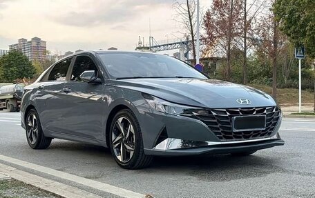 Hyundai Elantra, 2022 год, 1 210 000 рублей, 3 фотография