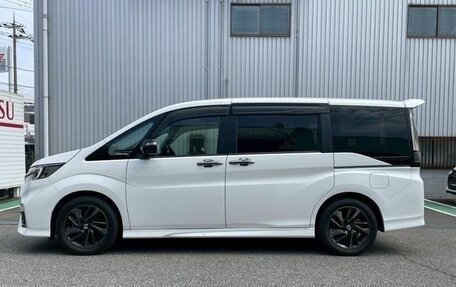 Honda Stepwgn IV, 2021 год, 2 250 000 рублей, 7 фотография