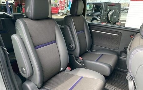 Honda Stepwgn IV, 2021 год, 2 250 000 рублей, 17 фотография