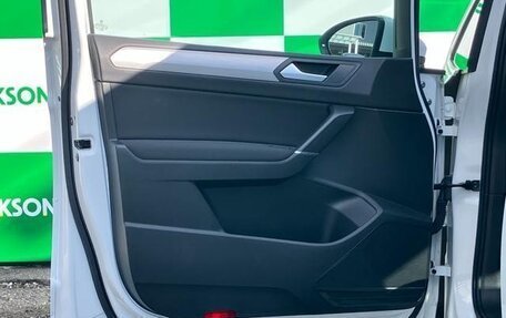 Volkswagen Touran III, 2022 год, 1 250 444 рублей, 17 фотография