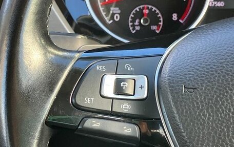 Volkswagen Touran III, 2022 год, 1 250 444 рублей, 21 фотография