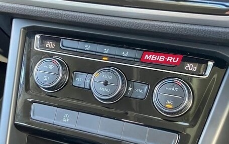 Volkswagen Touran III, 2022 год, 1 250 444 рублей, 29 фотография